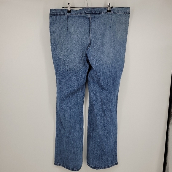 BDG Womens Bella Low-Rise 100% Cotton Flare Jeans With Side Zip&Button Size 32 - Picture 6 of 13